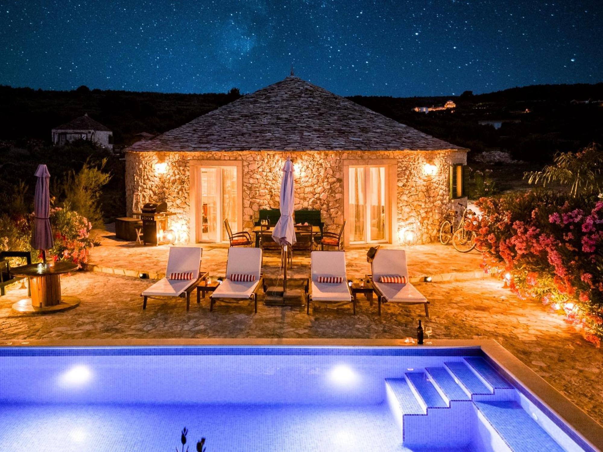 Island Getaway - Heritage House Mirce Eksteriør bilde