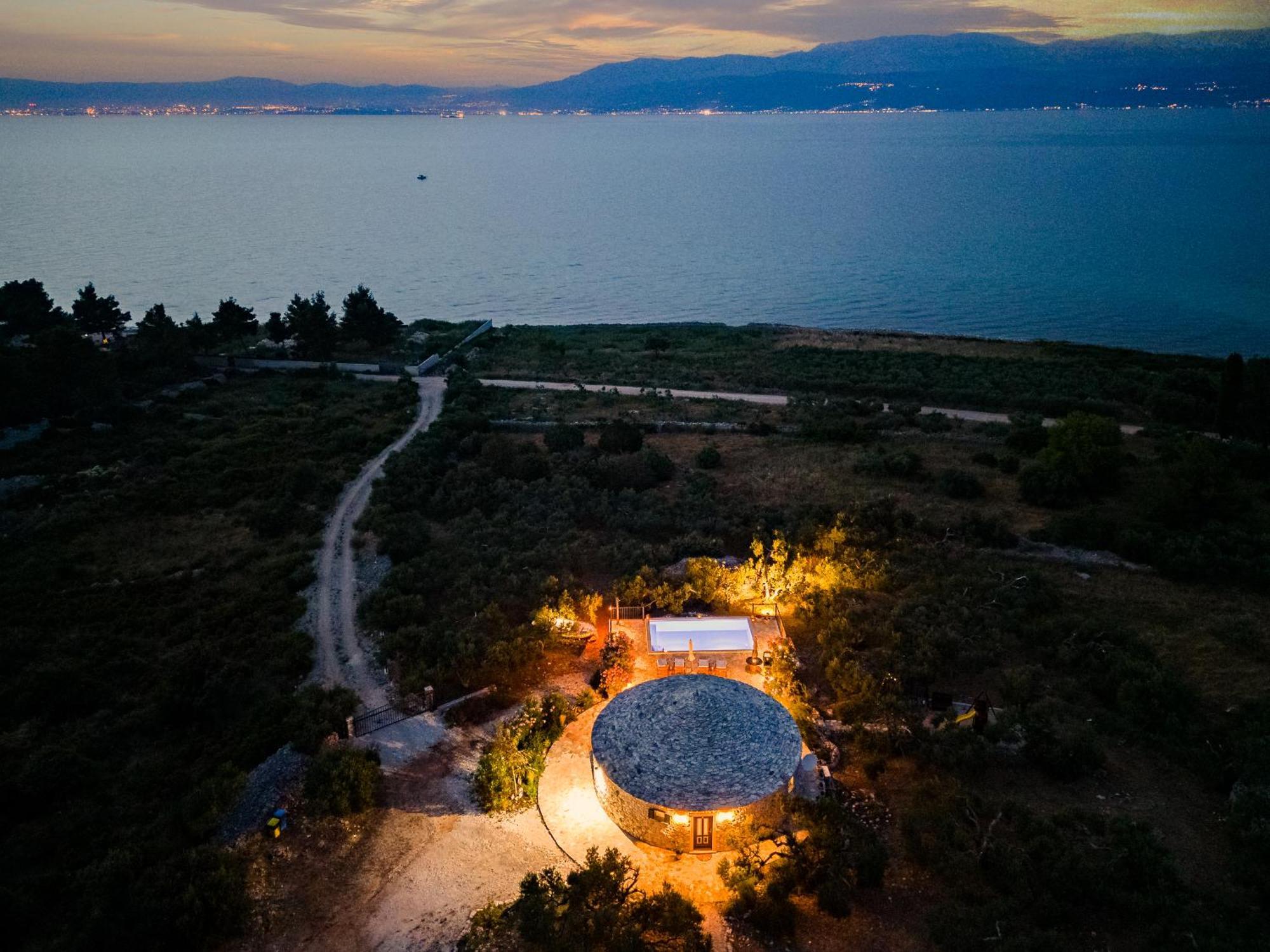 Island Getaway - Heritage House Mirce Eksteriør bilde